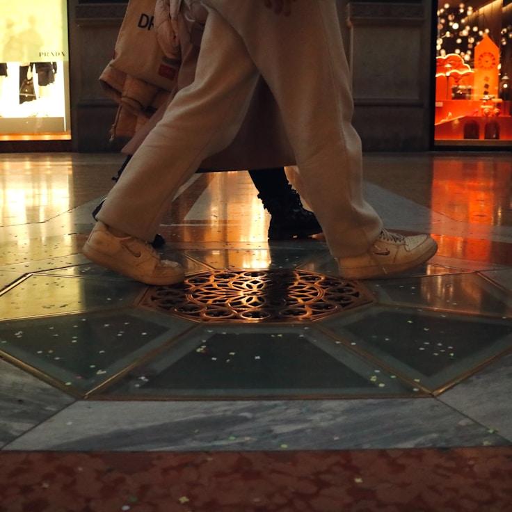 Family-friendly shopping and daily life in Spain